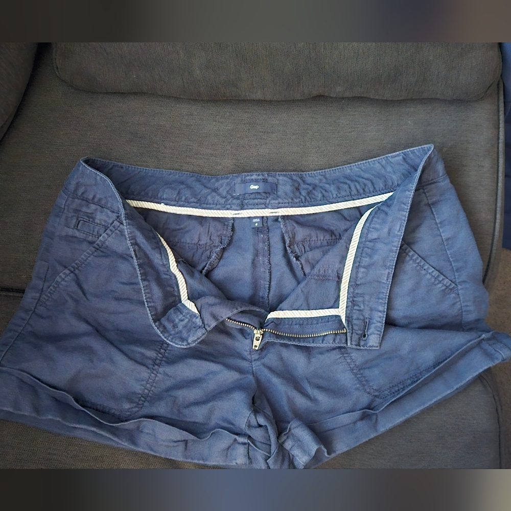 GAP Blue Cargo Shorts Lightweight Summer Essential - Picture 3 of 6